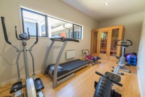 Accommodation with Gym - City Lights